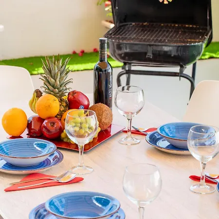 Island Village ホテル