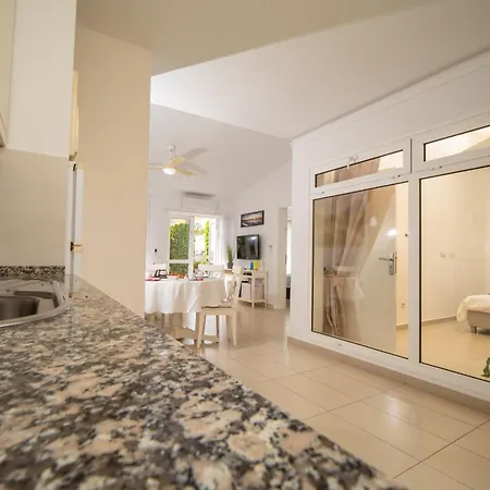 Island Village ホテル *