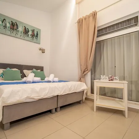 Island Village アデヘ